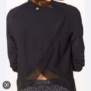Lululemon quick pace long sleeve with open back, size 4